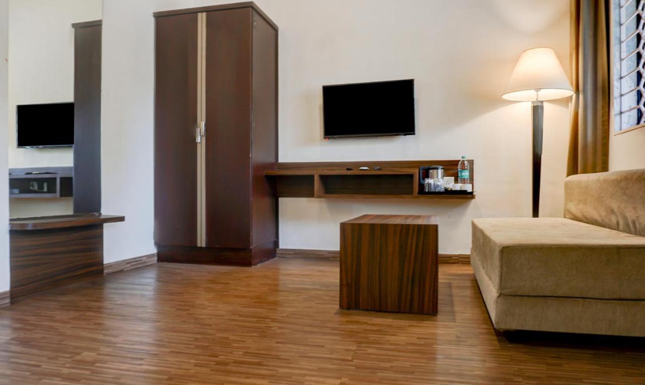 Treebo Five Elements, 3* Lonavala